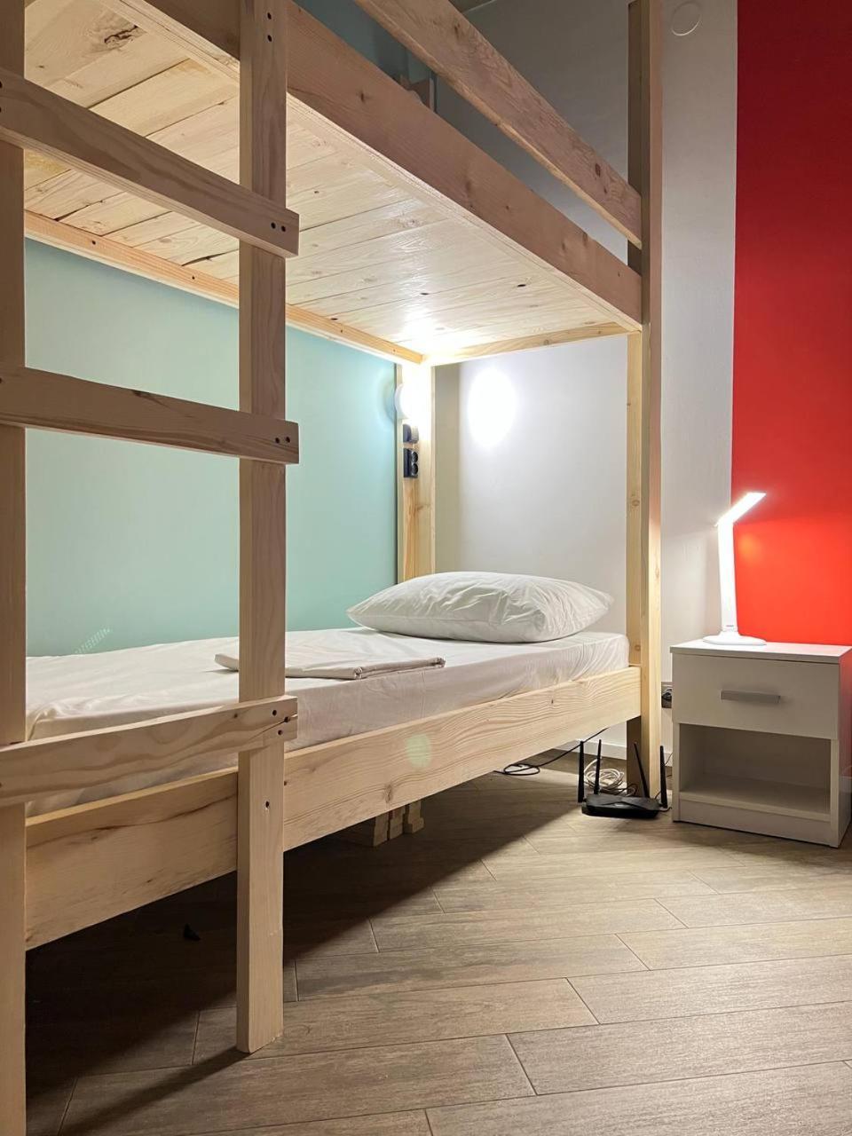 Moonlight Hostel Liov Exterior foto